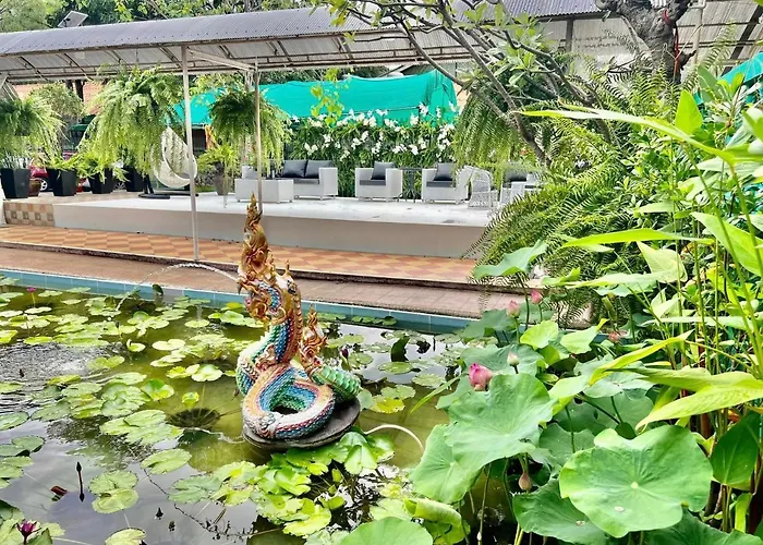 Baan Sood Soi 1 บ้านสุดซอย เรซิเด้นท์ 1 ホステル